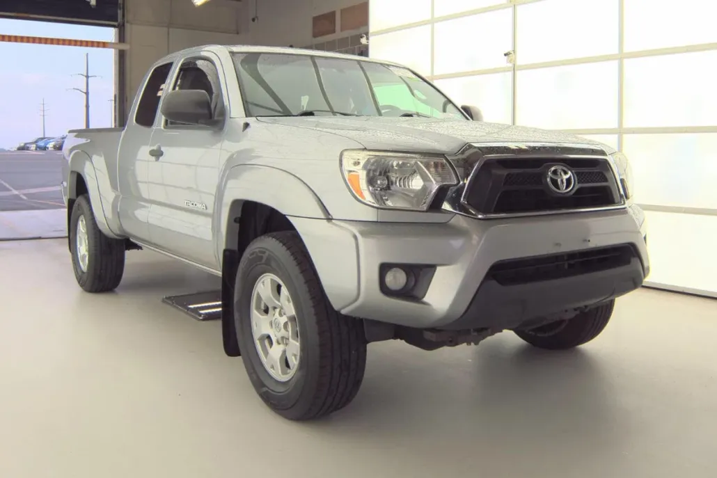 2014 Toyota Tacoma 4x4 Access Cab V6 photo 1
