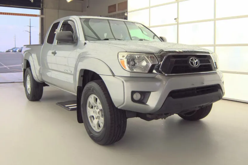 2014 Toyota Tacoma 4x4 Access Cab V6 photo 1