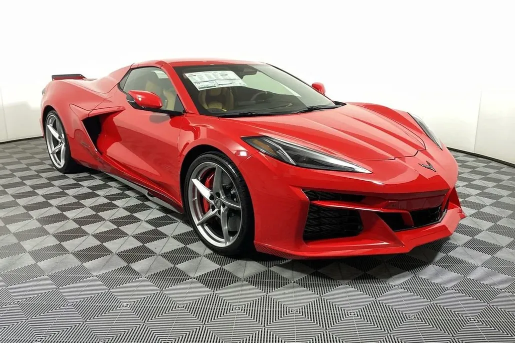 2025 Chevrolet Corvette E-Ray 2LZ photo 1