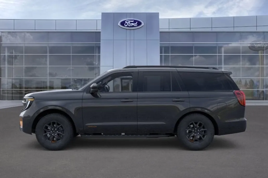 2025 Ford Expedition photo 1