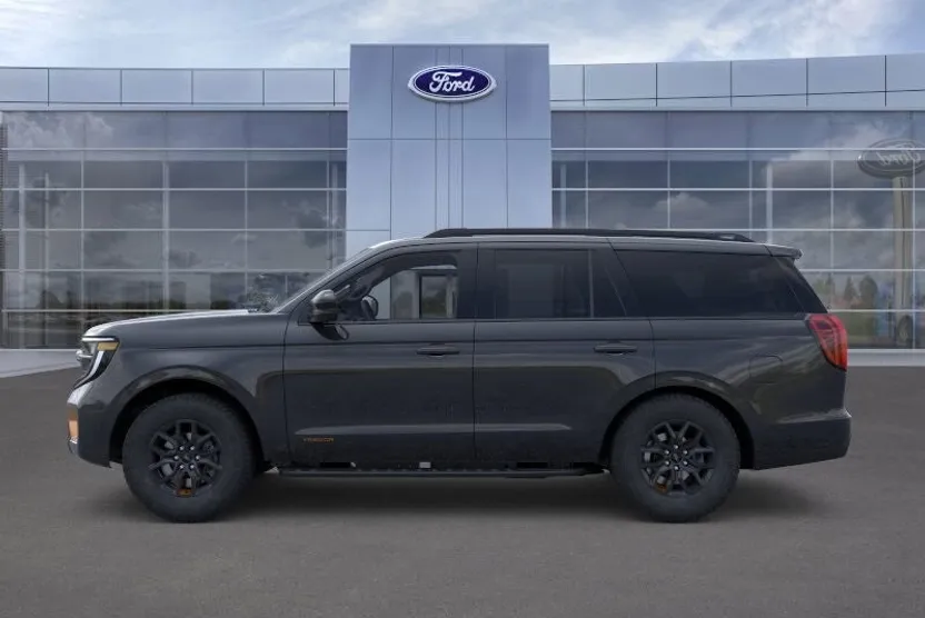 2025 Ford Expedition photo 1