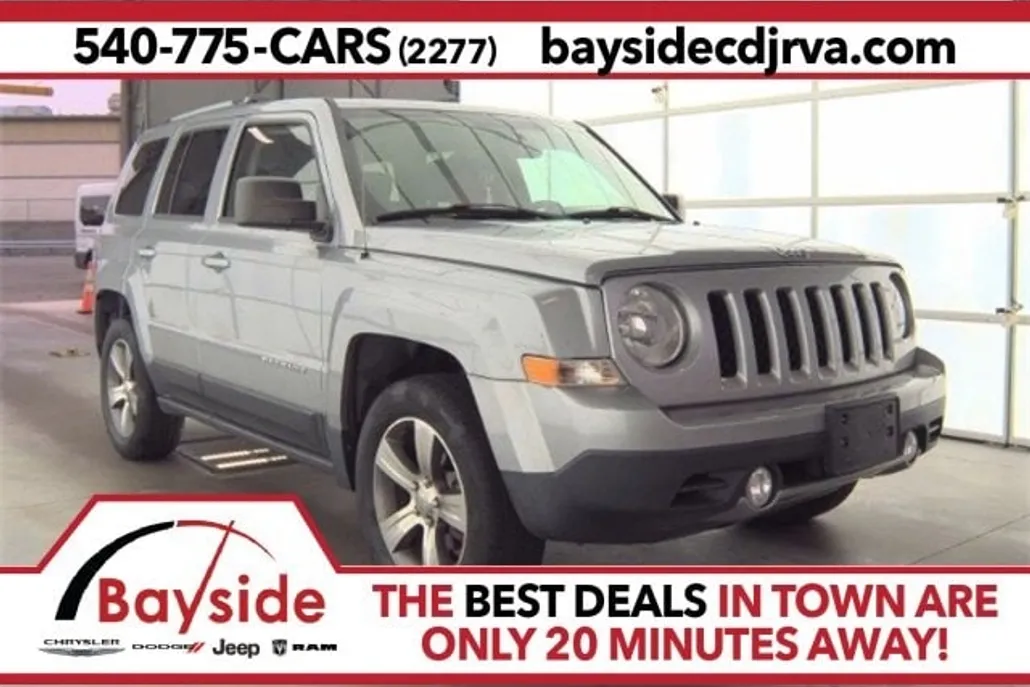 2017 Jeep Patriot Latitude photo 1