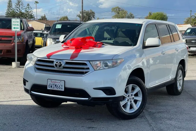 2012 Toyota Highlander Sport photo 1