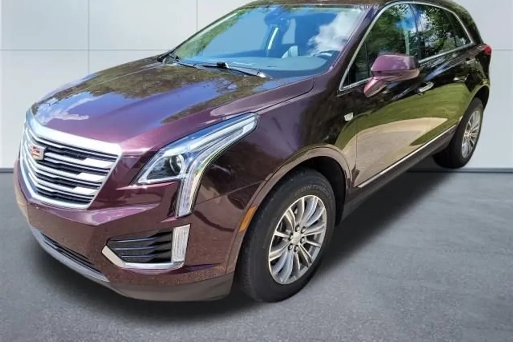 2017 Cadillac XT5 Luxury photo 1