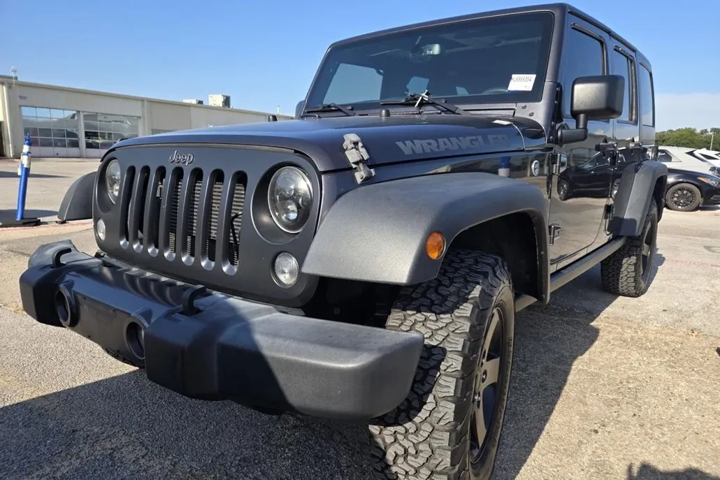 2017 Jeep Wrangler Unlimited Sport Big Bear photo 1