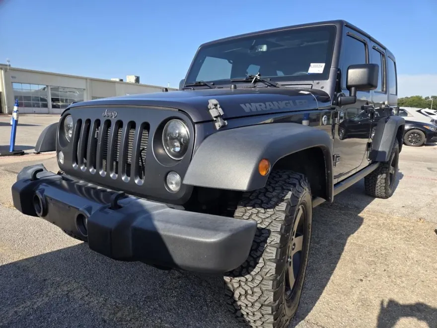 2017 Jeep Wrangler Unlimited Sport Big Bear photo 1