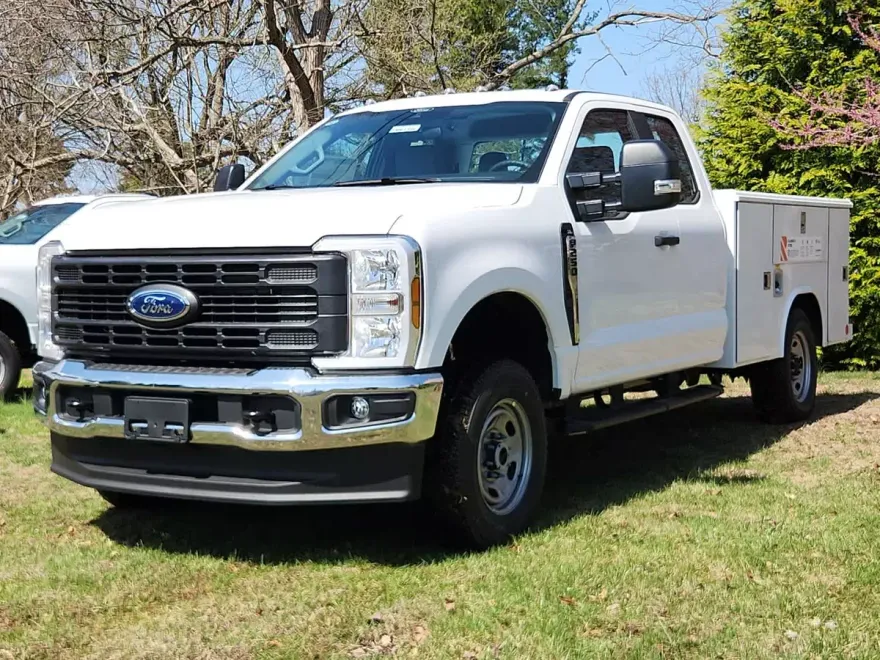 2025 Ford F-250 XL photo 1