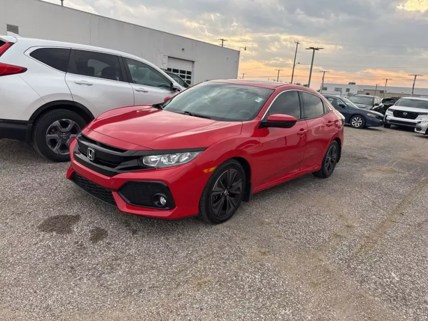 2018 Honda Civic EX Hatchback photo 1