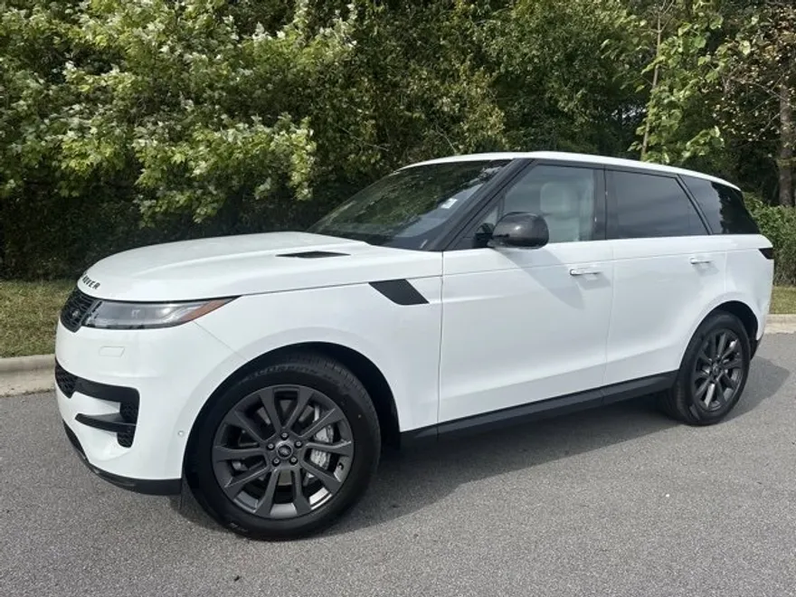 2025 Land Rover Range Rover Sport P360 S photo 1