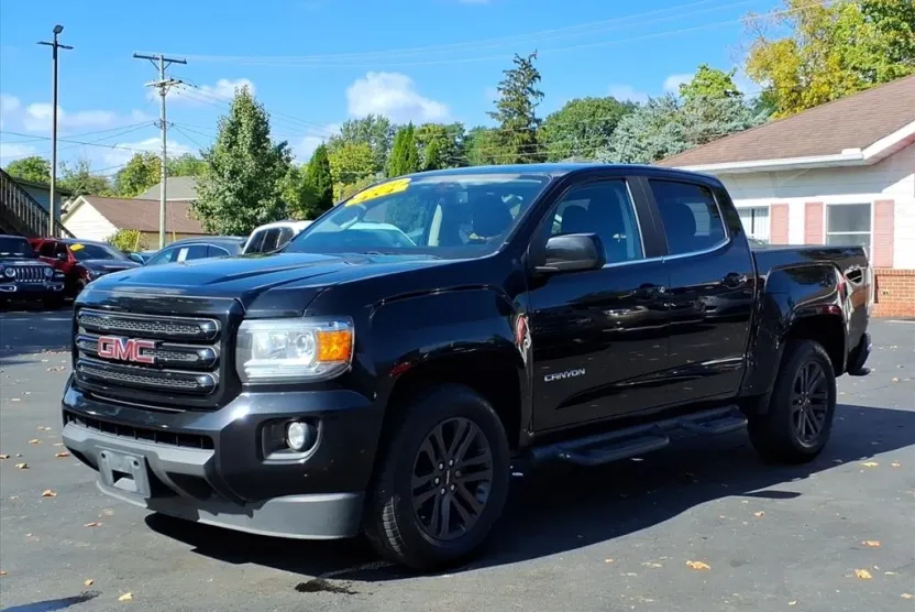 2020 Gmc Canyon SLE photo 1