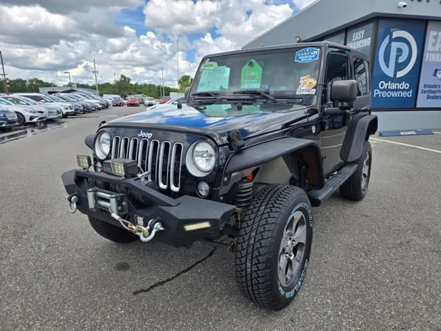 2016 Jeep Wrangler Sahara photo 1
