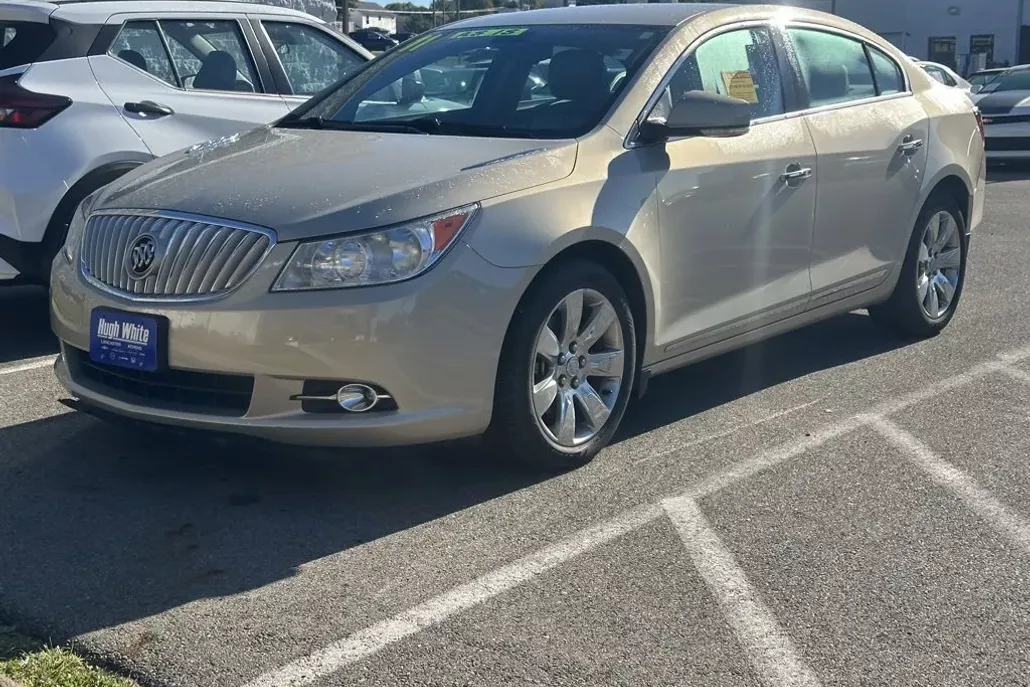 2011 Buick LaCrosse CXL photo 1