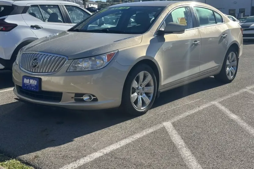 2011 Buick LaCrosse CXL photo 1