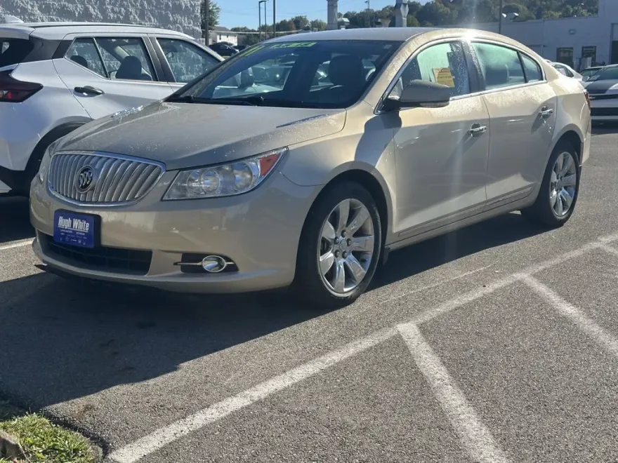 2011 Buick LaCrosse CXL photo 1