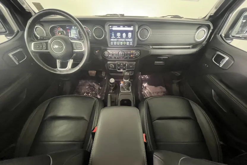 2022 Jeep Gladiator Overland photo 1