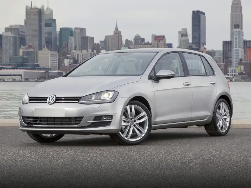 2016 Volkswagen Golf TSI S photo 1
