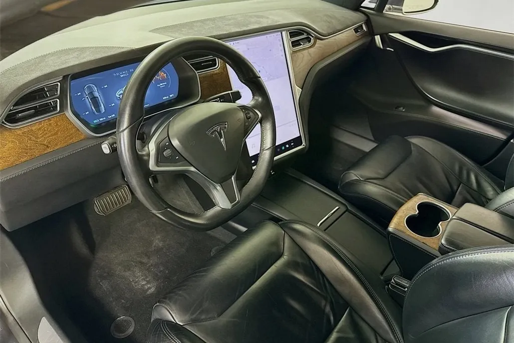 2017 Tesla Model S 90D photo 1