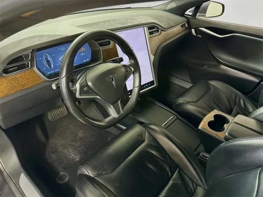 2017 Tesla Model S 90D photo 1