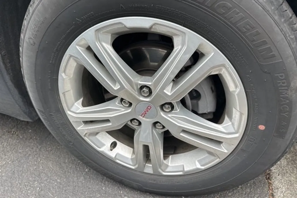 2024 Gmc Terrain SLE photo 1