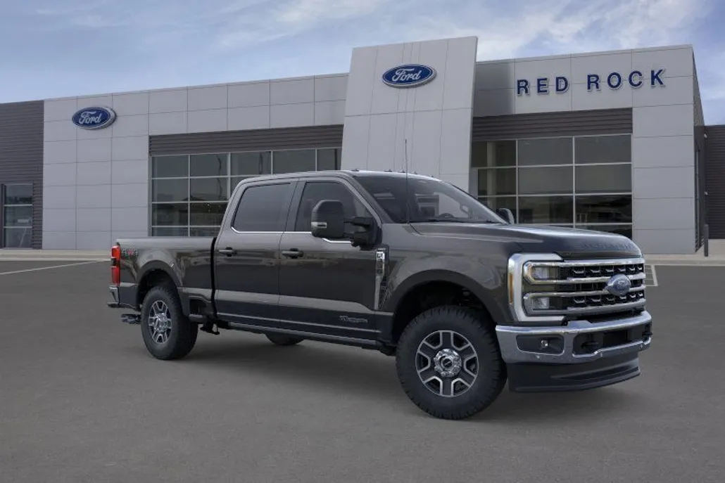 2025 Ford F-350 Lariat photo 1
