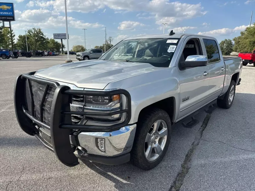 2018 Chevrolet Silverado 1500 LTZ photo 1