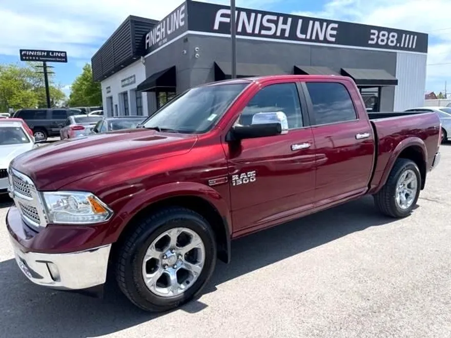 2017 Ram 1500 Laramie photo 1