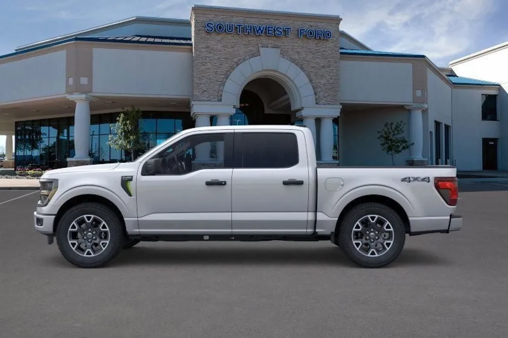 2025 Ford F-150 STX photo 1