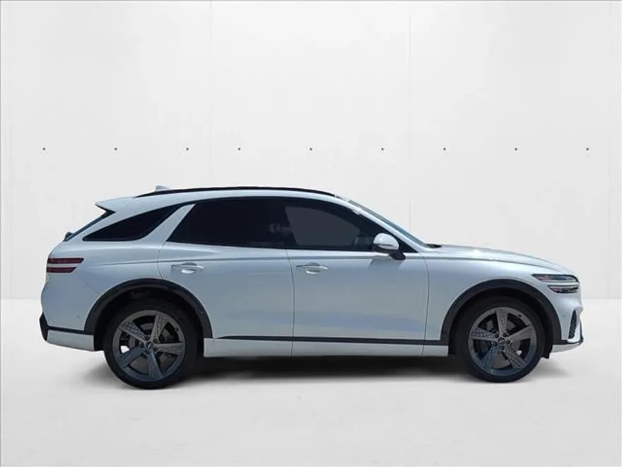 2022 Genesis GV70 3.5T Sport photo 1