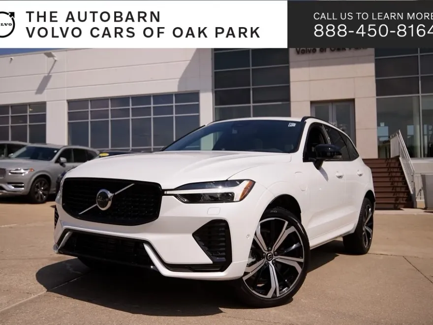 2025 Volvo XC60 Hybrid T8 photo 1