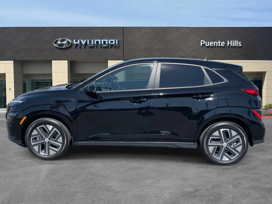 2023 Hyundai Kona Electric SE photo 1