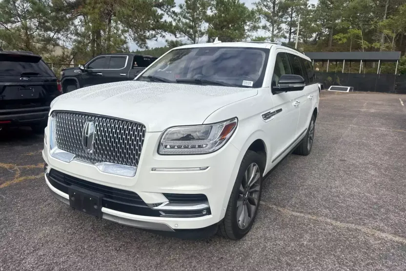 2020 Lincoln Navigator L Reserve photo 1