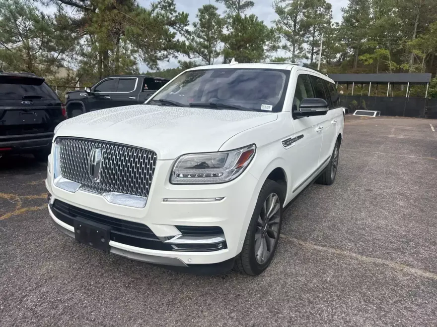 2020 Lincoln Navigator L Reserve photo 1
