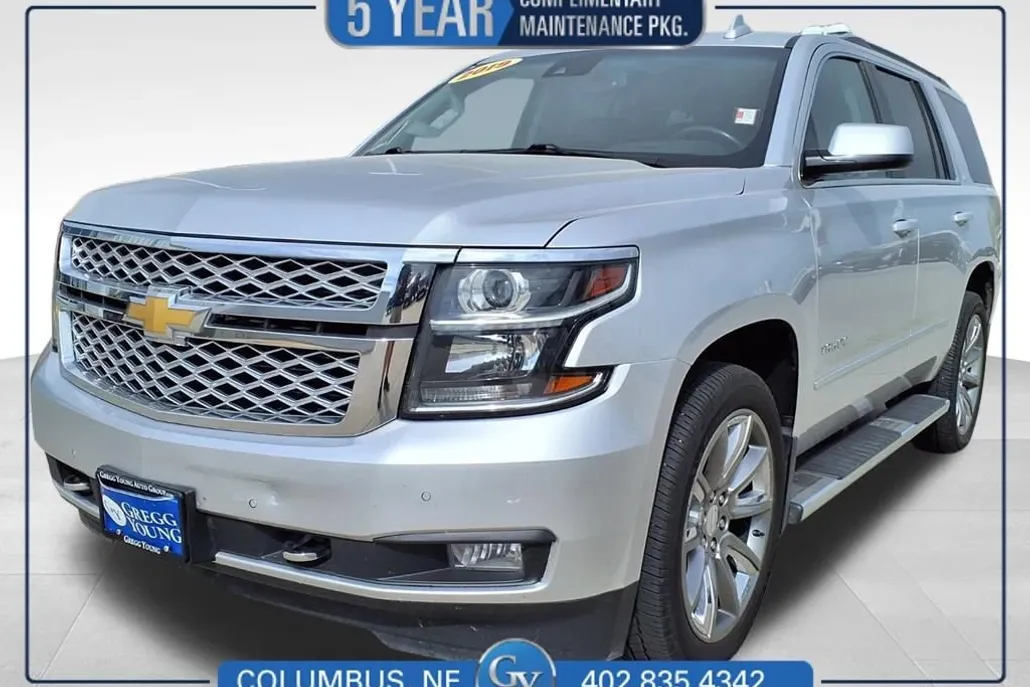 2019 Chevrolet Tahoe LT photo 1