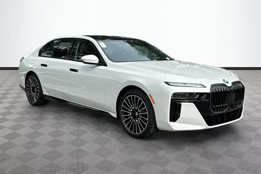 2026 Bmw 740i photo 1