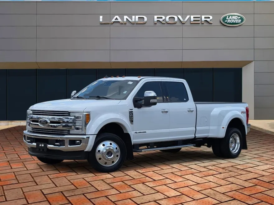 2019 Ford F-450 Lariat photo 1