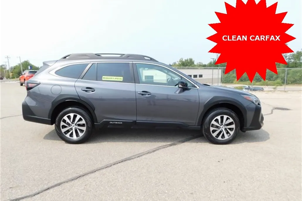 2025 Subaru Outback Premium photo 1