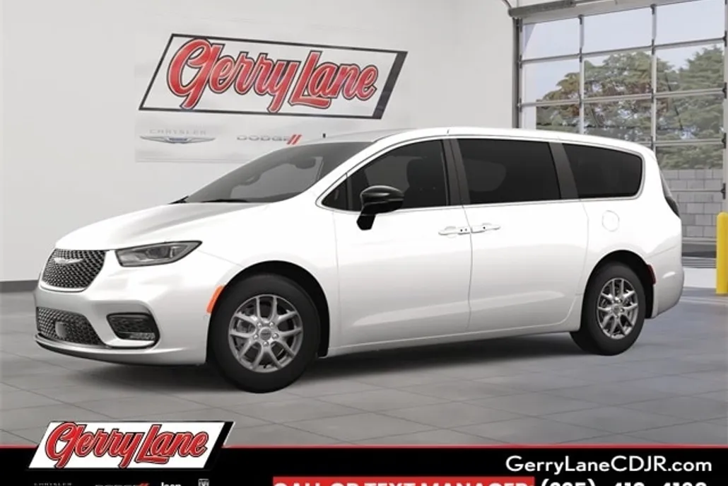 2025 Chrysler Pacifica photo 1