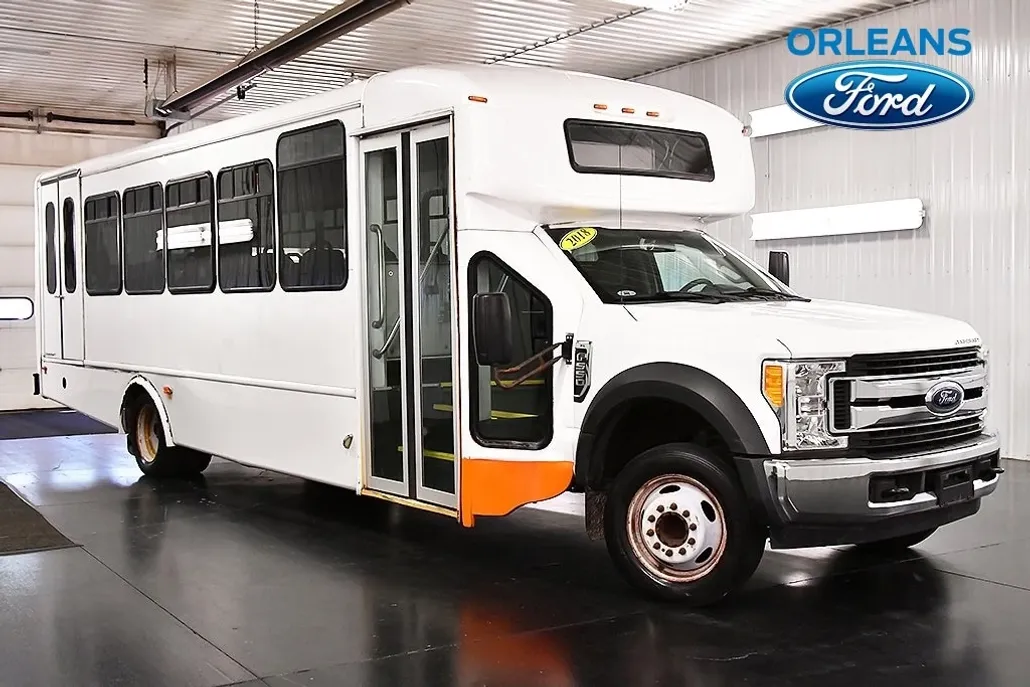 2017 Ford F-550 XL photo 1