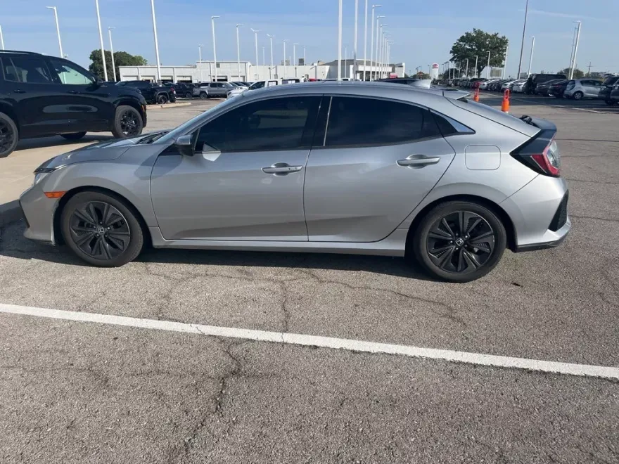2019 Honda Civic Hatchback EX photo 1