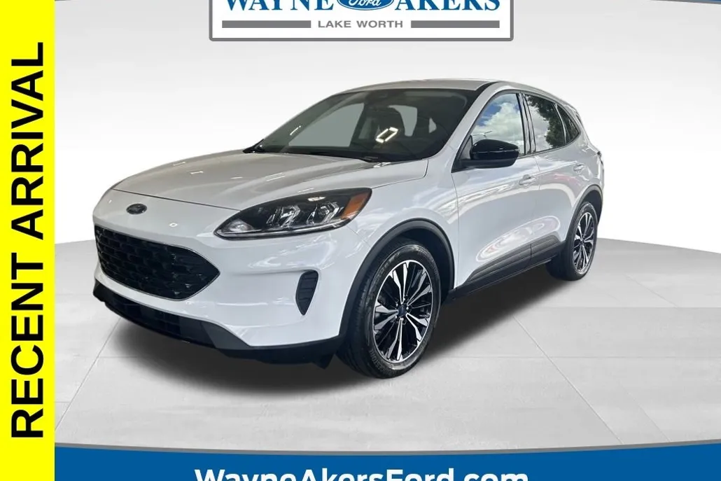 2022 Ford Escape SE Hybrid photo 1