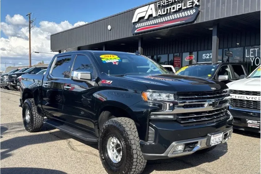 2019 Chevrolet Silverado 1500 LTZ photo 1