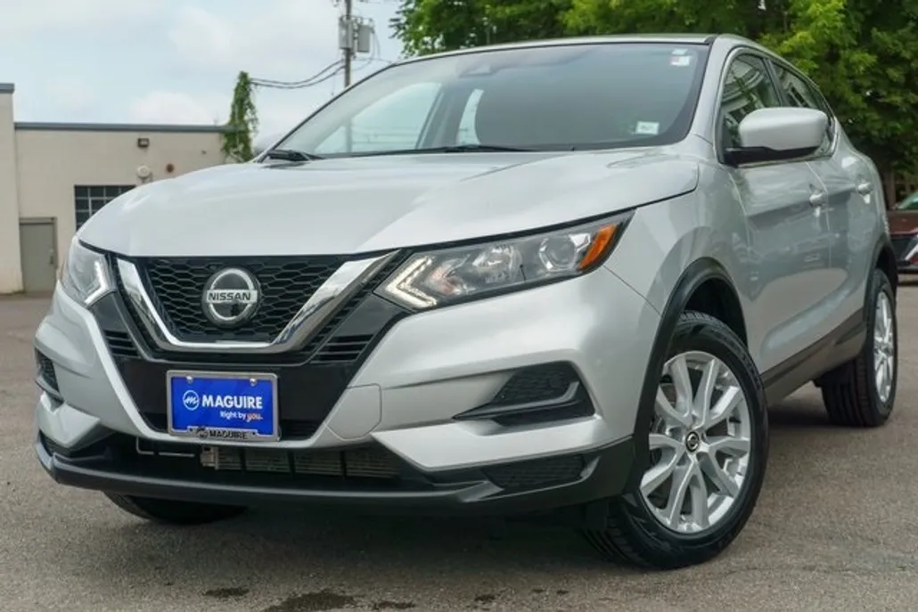 2022 Nissan Rogue Sport S photo 1