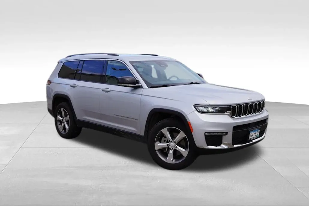 2022 Jeep Grand Cherokee Limited photo 1