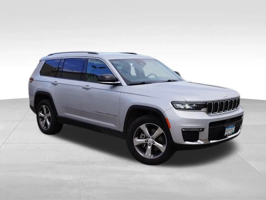 2022 Jeep Grand Cherokee Limited photo 1