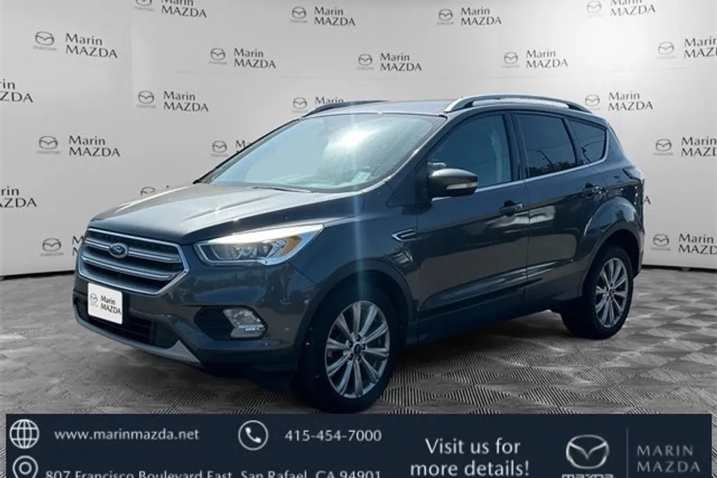2017 Ford Escape Titanium photo 1
