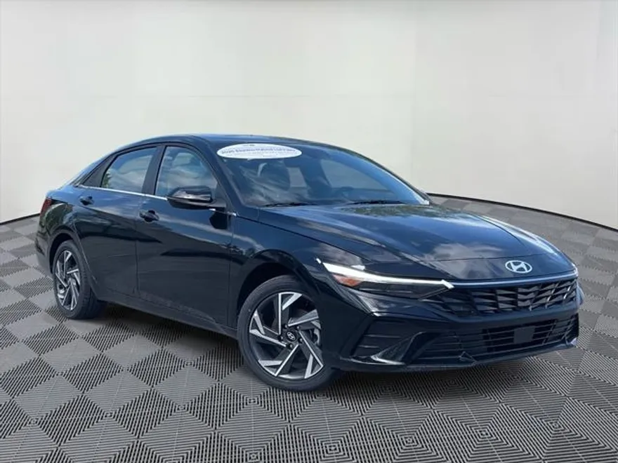 2025 Hyundai Elantra Hybrid Limited photo 1