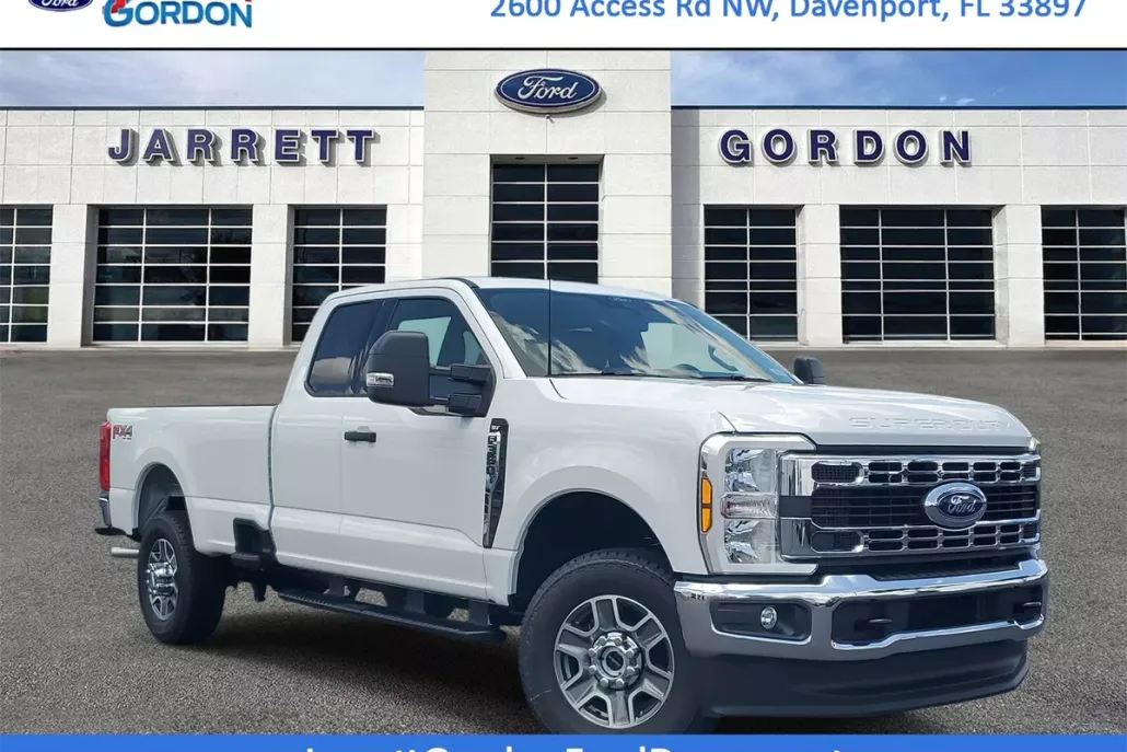 2025 Ford F-350 XLT photo 1