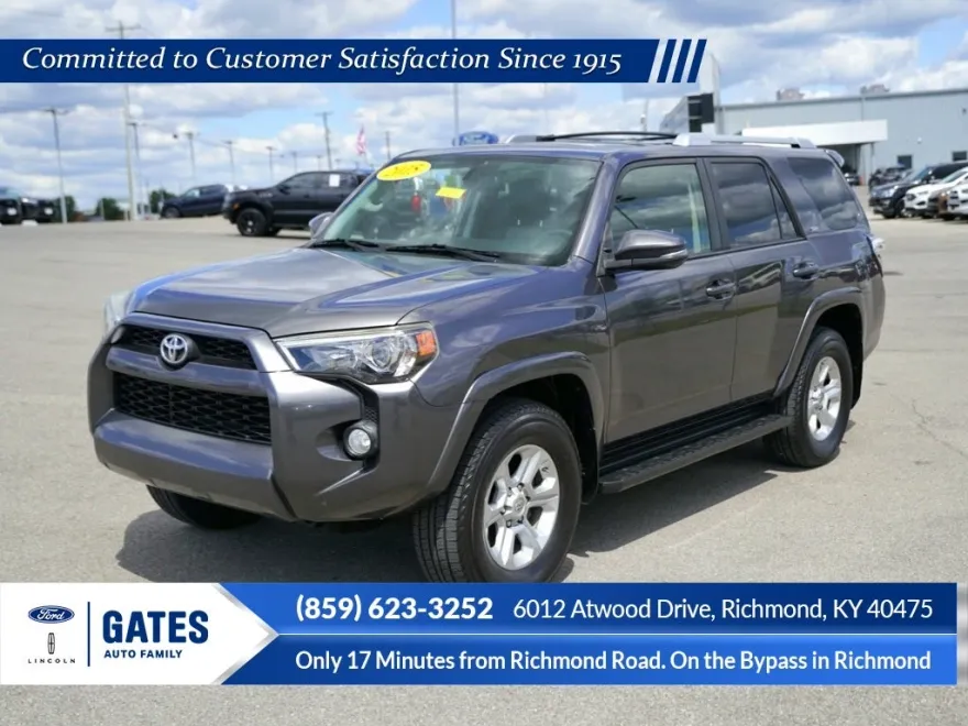 2015 Toyota 4Runner SR5 photo 1