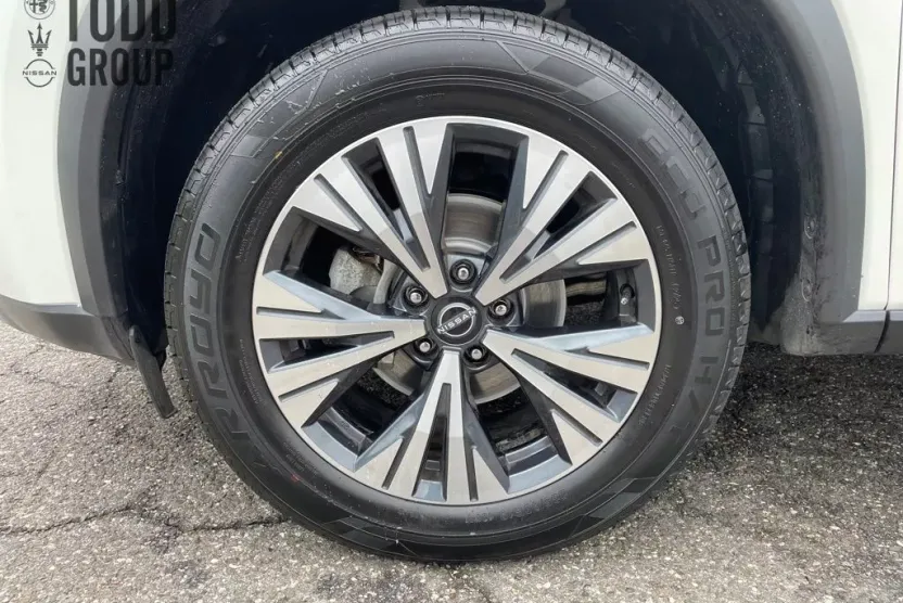 2023 Nissan Rogue SV AWD photo 1