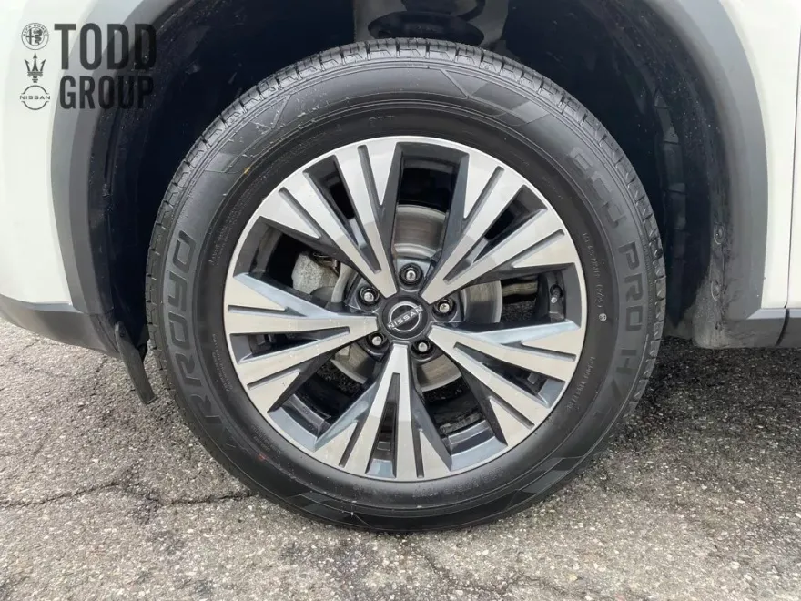 2023 Nissan Rogue SV AWD photo 1